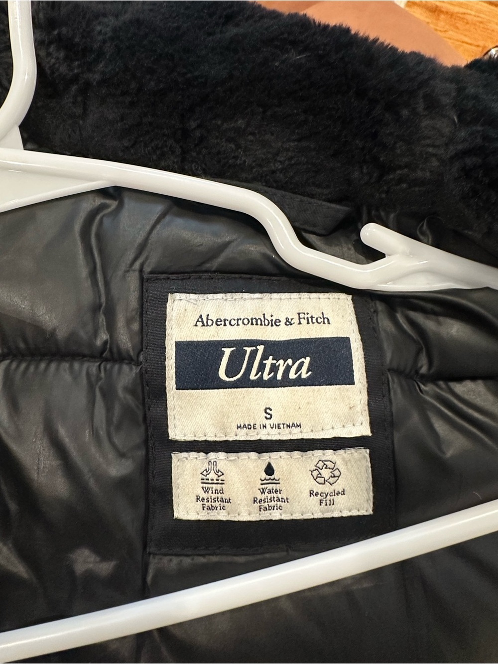 Abercrombie & Fitch Black Jacket with Faux Shearling Trim - Picture 2 of 3